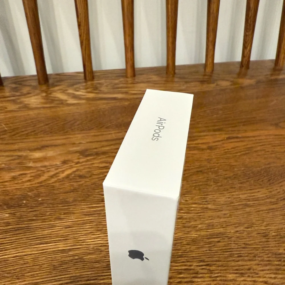 Genuine Apple AirPods 1st Generation White EMPTY BOX ONLY Instruction Manual